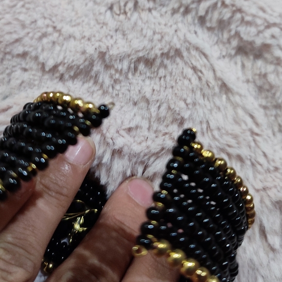 Black moti bracelet - Picture 3 of 3